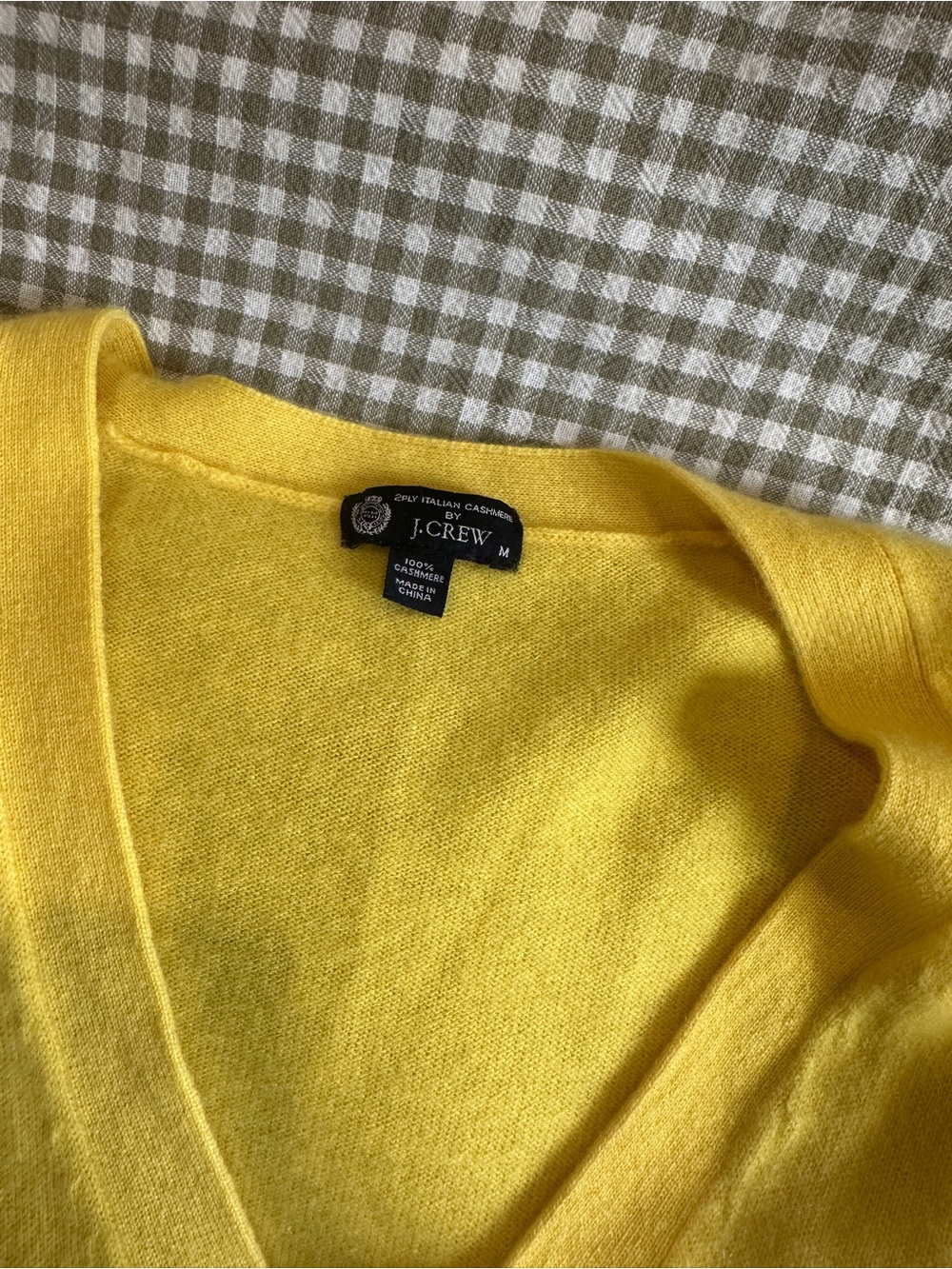 100% Cashmere Yellow V-Neck Button Cardigan Sweater - Picture 3 of 6
